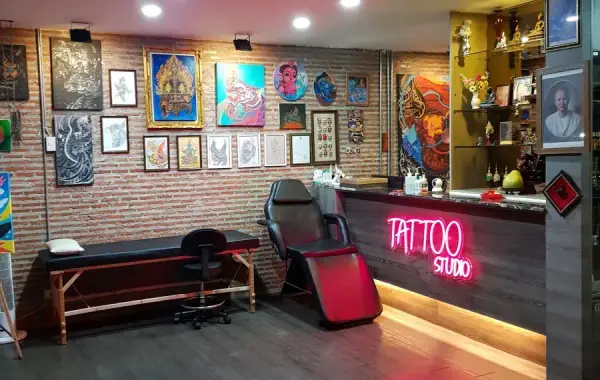 88Ink-Blood Tattoo Studio 4