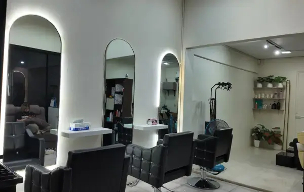 AIMEE HAIR STUDIO 2