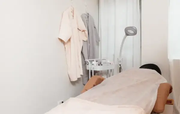 LADYTHANITA 2
