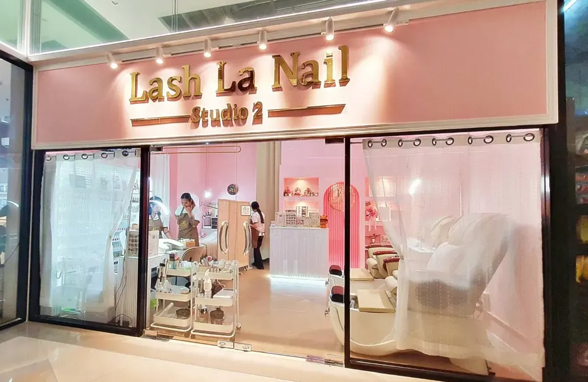 Lash La Nails