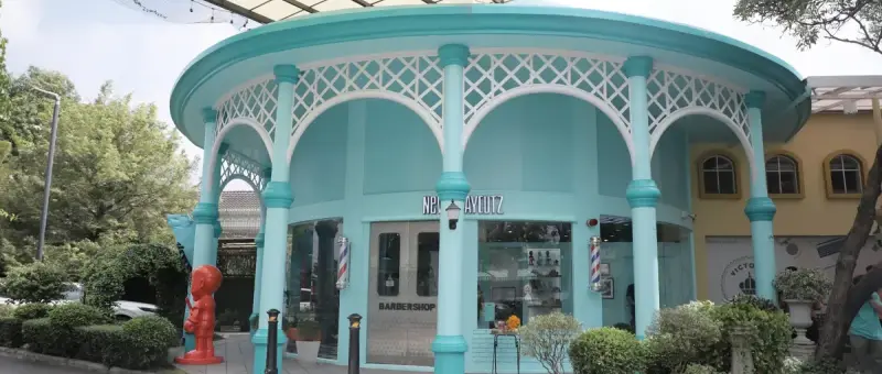 NEVERSAYCUTZ Victoria Garden