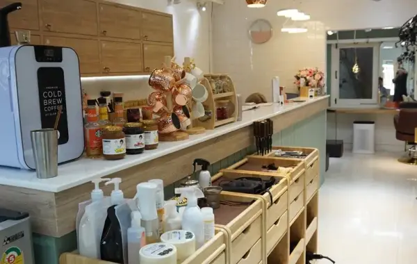 Salon De E'clair 2