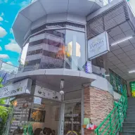 Zahara Hair Salon Bangkok